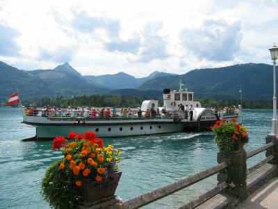 Raddampfer Kaiser Franz Josef, 2003 © Heinz Ramacher Der traditionelle Raddampfer Kaiser Franz-josef