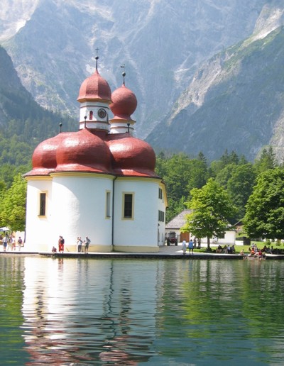 Die Kirche St. Bartholom am Knigsee