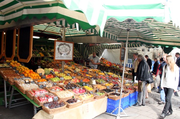 München Viktualienmarkt, 2008 © Heinz Ramacher Auf dem Viktualien-Markt