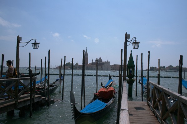 Venedig Gondeln am Markusplatz, 2008 © Heinz Ramacher Venedig Gondeln