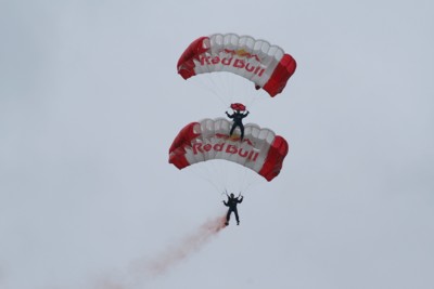 Fallschirmspringer Scalaria Air Challenge 2009 , 2009 © Heinz Ramacher Fallschirmspringer auf der Sacalaria Air Challenge 2009