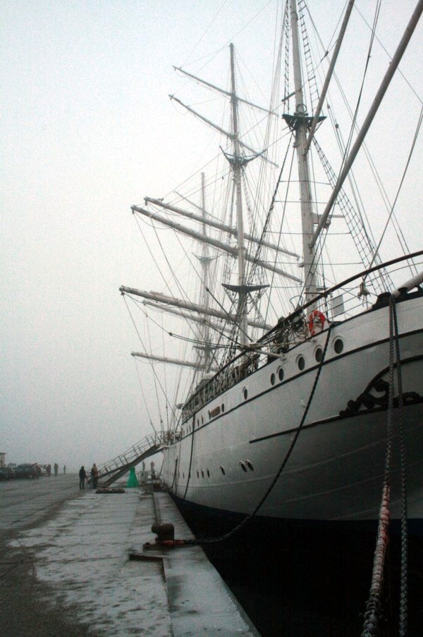 Gorch Fock 1 im hafen von Stralsund