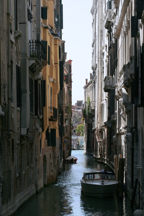 Kanäle in Venedig, 2009 © Heinz Ramacher Einer der vielen Kanäle in Venedig