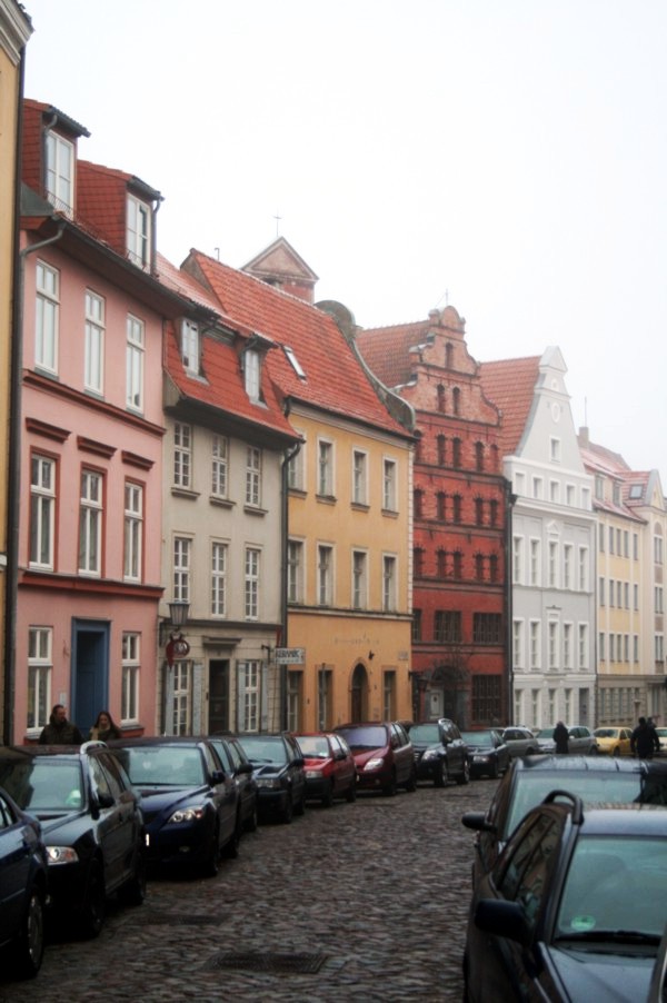 Schöne Strasse in Stralsund, 2009 © Heinz Ramacher Strasse in Stralsund