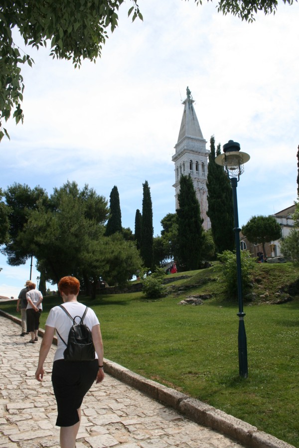 Weg zur Kirche in Rovinj, 2010 © Heinz Ramacher Weg zu Sveti Eufemia in Rovinj