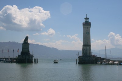 Löwenturm und Uhrenturm im Hafen von Lindau, 2010 © Heinz Ramacher Der Hafen von Lindau