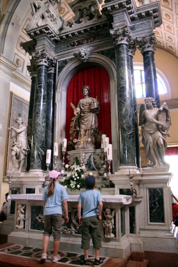 Altar in 	Sveti Eufemia Rovinj, 2010 © Heinz Ramacher Altar in Sveti Eufemia Rovinj