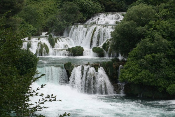 Einer von vielen Krka-Wasserfällen, 2010 © Heinz Ramacher Krka-Wasserfälle