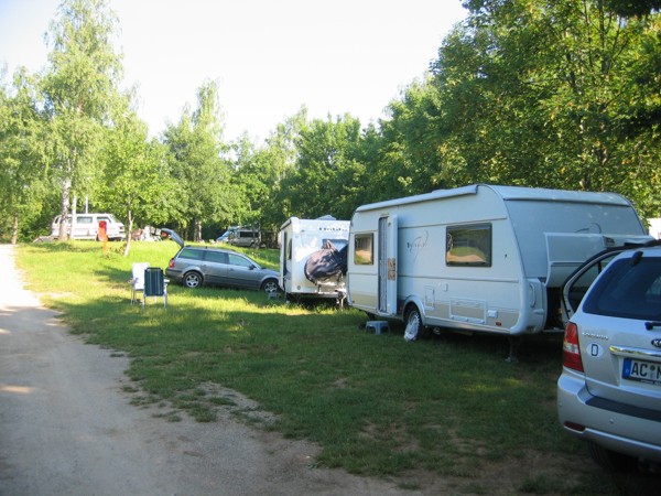 Camping Korana, Stellplatz, 2012 © Heinz Ramacher Unser Stellplatz auf dem Campingplatz Korana in der Nähe der Plitvicer Seen