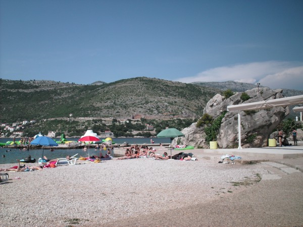 Der Stadtstrand Copacabana Beach von Dubrovnik, 2012 © Heinz Ramacher Der Stadtstrand Copacabana Beach von Dubrovnik
