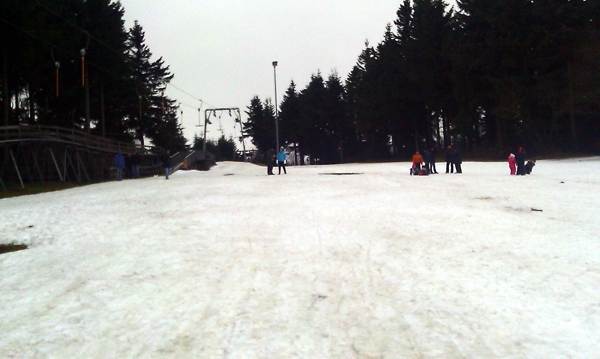 Am Skigebiet auf der Wasserkuppe