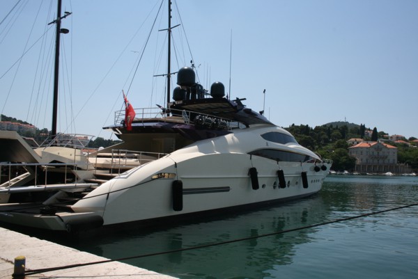Luxusyachten im neuen Hafen von Dubrovnik, 2012 © Heinz Ramacher Luxusyachten im neuen Hafen von Dubrovnik